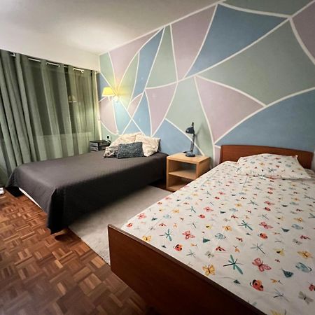 Grand Appartement Avec Balcon Et Parking Gratuit Sur Place Paris Exteriör bild